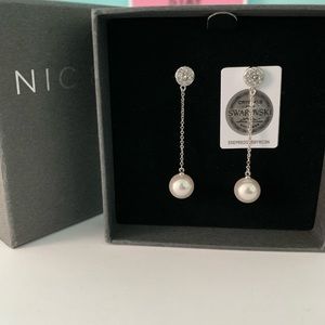 Pearl Drop Earrings Crystals from Swarovski